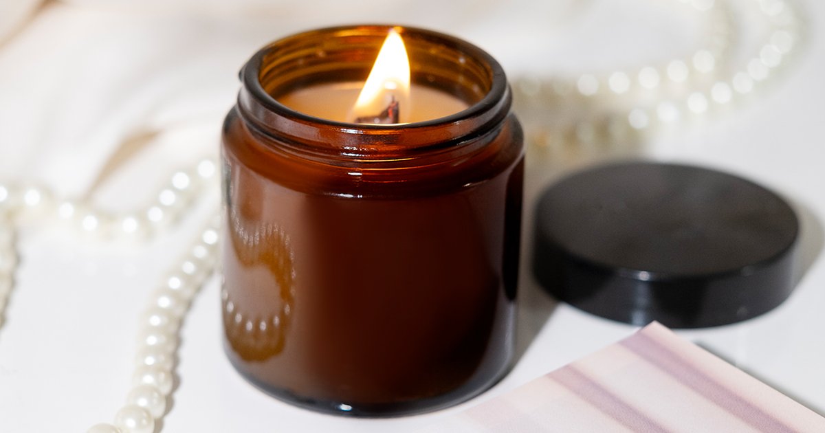 Best Essential Oils for Relaxation and Stress Relief with Scented Candles